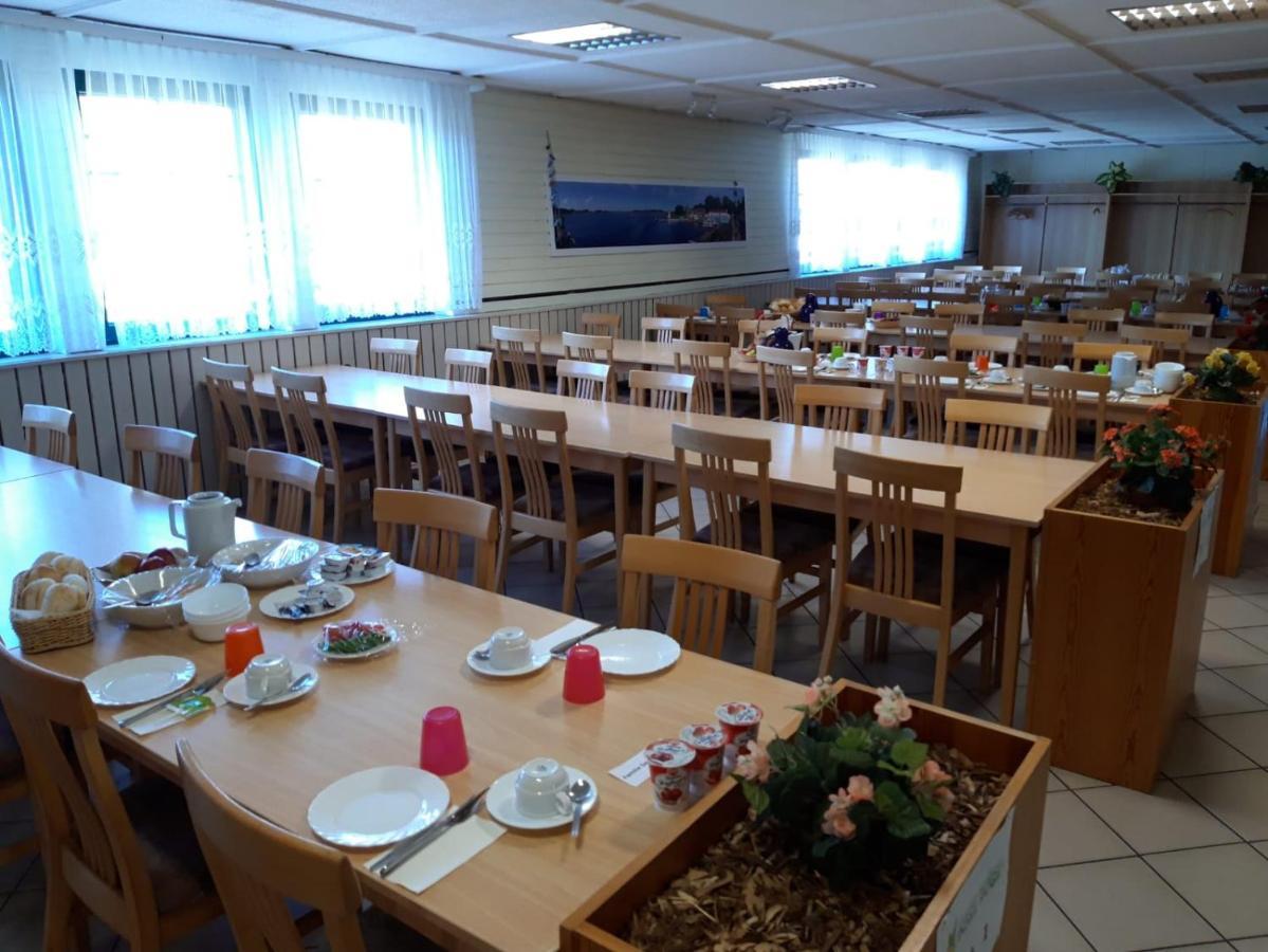 Jugendtours-Feriendorf Ummanz Екстер'єр фото