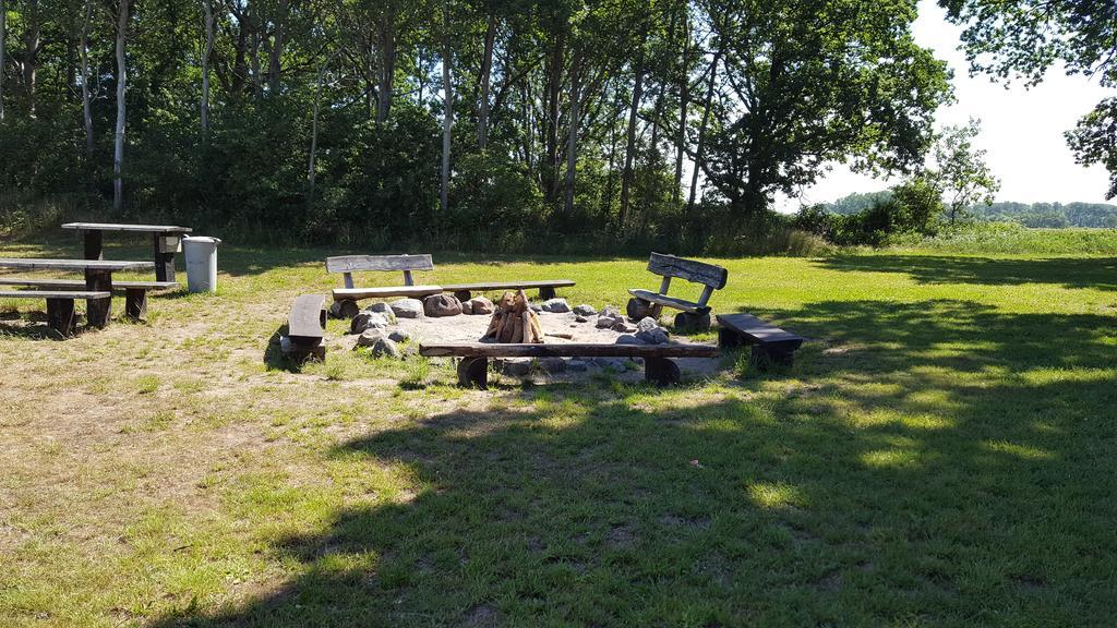 Jugendtours-Feriendorf Ummanz Екстер'єр фото
